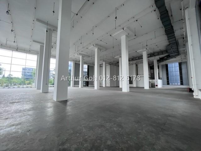 Ground-floor industrial space